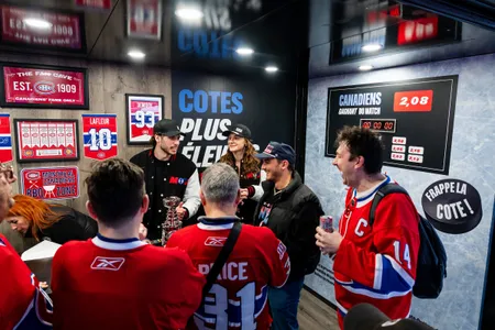 Téléchargez l’appli et frappez juste avec Mise-o-jeu+!